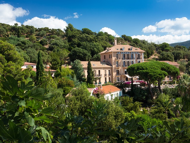 Profiter d’un séjour en France dans le luxe